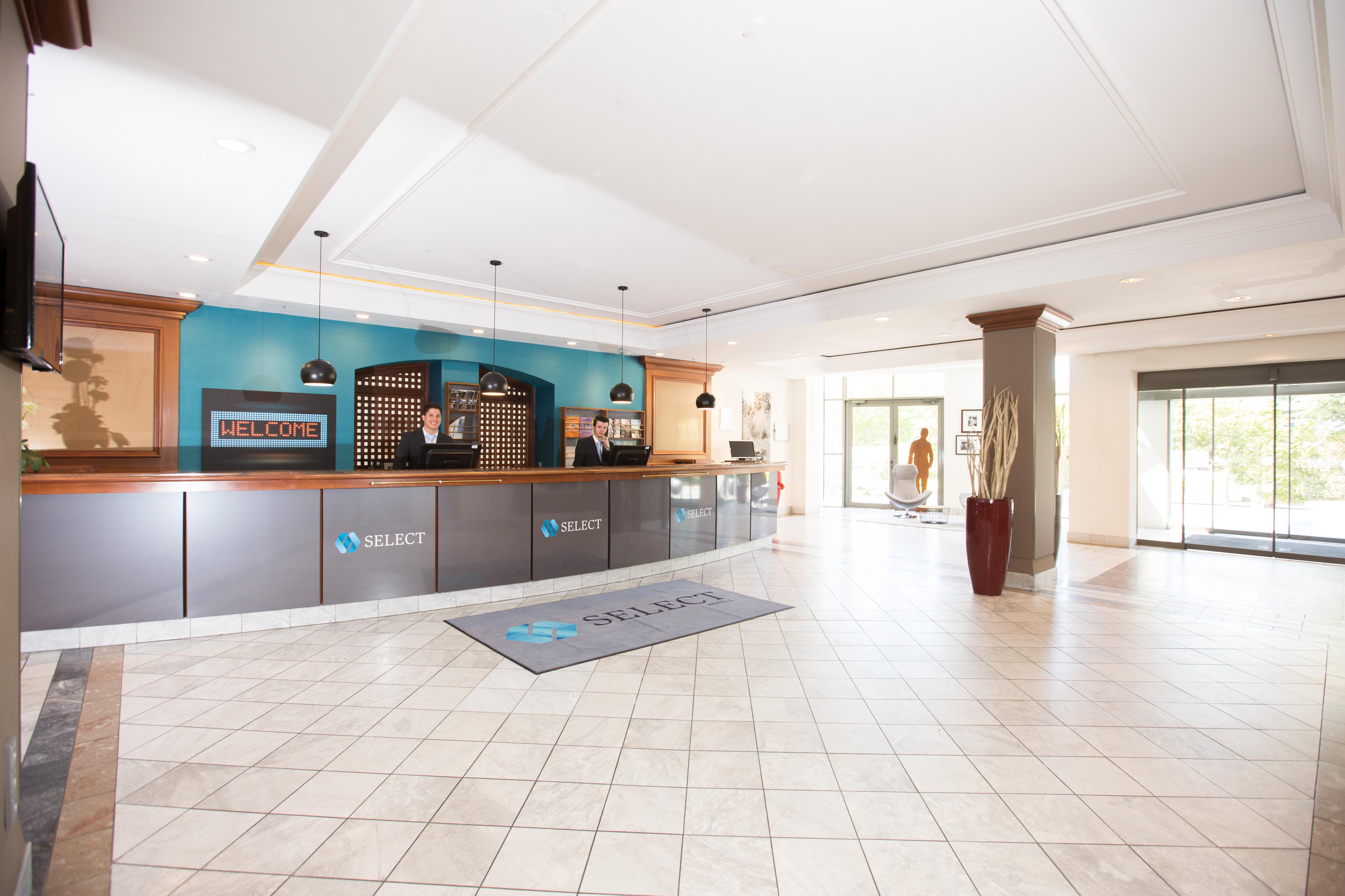 Garner Hotel Ruesselsheim By Ihg Exterior photo